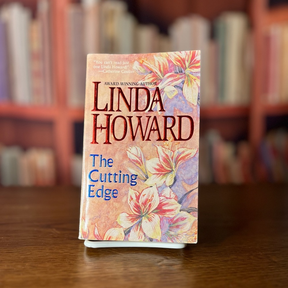 The Cutting Edge by Linda Howard ISBN: 978-1551664781